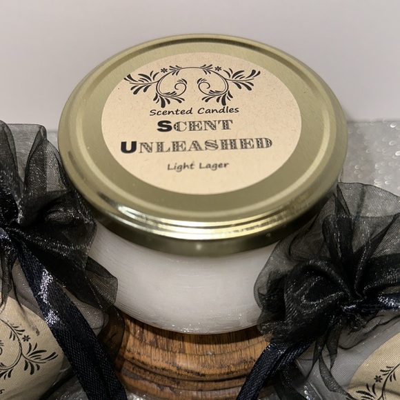 LIGHT LAGER (BEER) LUXURY HAND POURED SCENTED CANDLE - Picture 1 of 1